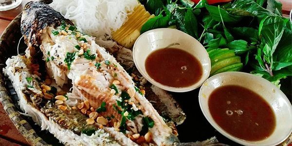 Cá Lóc Nướng Hoà Lân - Thủ Khoa Huân