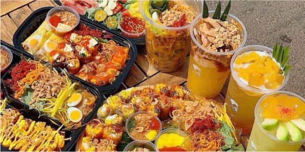 Ăn Vặt Ku Shin - Chân Gà Rút Xương, Cá Viên & Bánh Tráng Trộn
