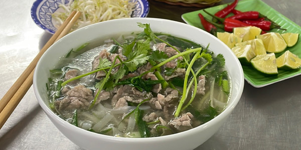 Phở Hồng Huy - Phở, Miến & Cơm Chiên