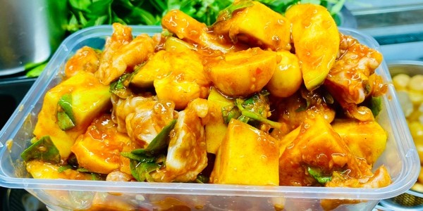 CHÂN GÀ SỐT THÁI YẾN NHI - MẬU THÂN