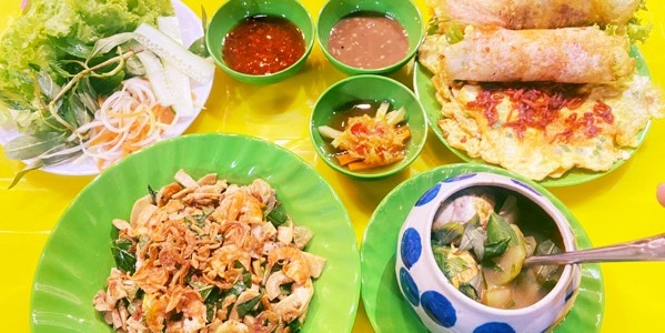 Bánh Ép O Me - Đặc Sản Huế