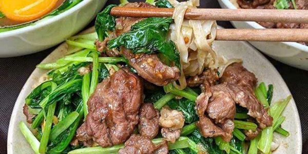 Ăn Ngon Cường Béo - Phở Chiên Phồng, Nem Nướng Nha Trang & Bún Đậu Mắm Tôm - Trần Cung