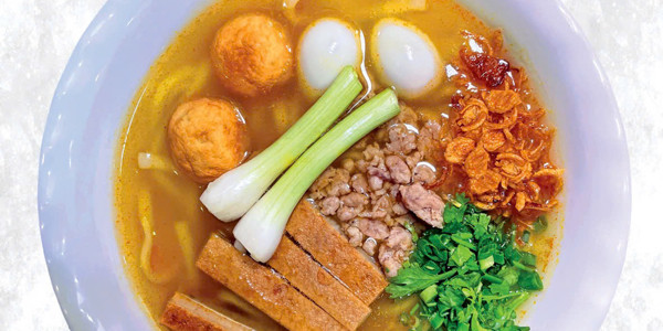 Bánh Canh Chả Cá MÁ MƯỜI