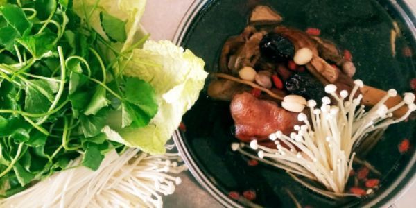 Gà Ác Tiềm Thuốc Bắc 652 - QL 13