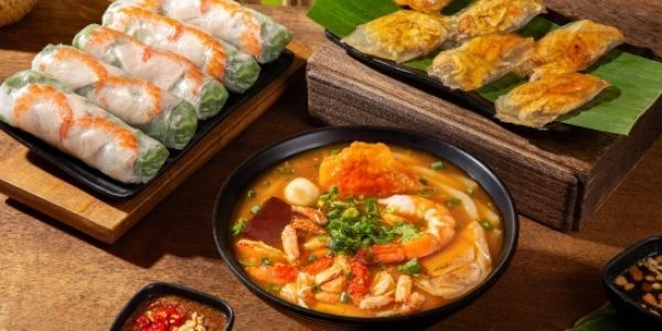 Bánh Canh Ghẹ Út Còi - Duy Tân