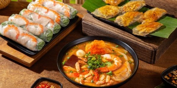 Bánh Canh Ghẹ Út Còi - Nguyễn Văn Lộc