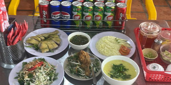 Gà Ta Long An - Cơm Gà & Cháo Gỏi - Bình Thành