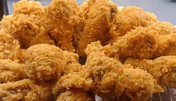 Thảo Vi - Gà Rán - 679/2 Phạm Hữu Lầu