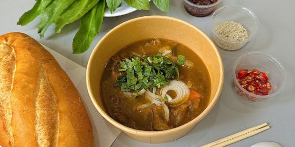 Cơm Tấm DÍNH - Cách Mạng Tháng 8