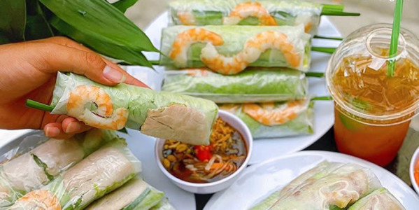 Mẹ Mì - Trà Trái Cây Nhiệt Đới, Bánh Cá & Tàu Hủ - Trịnh Công Sơn