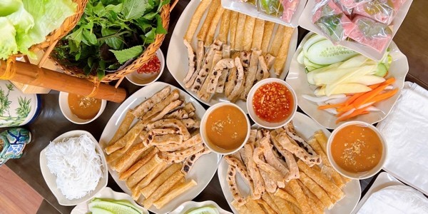 Cô Bắp - Nem Nướng Nha Trang - Phố Mới