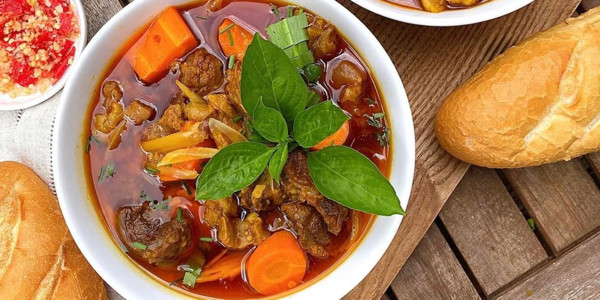 A Lâm - Cơm Tấm, BòKho, Xíu Mại - Bến Vân Đồn