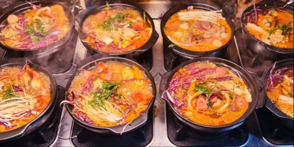 COCATEA Gà Rán - Mì Cay & Bánh Mì Chảo - 80 Xuân Phương