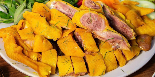 GÀ Ủ MUỐI & CƠM LAM - CHỊ BA