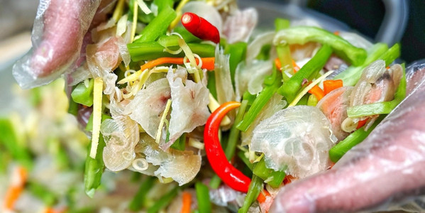 Gân Bò Muối Rau Tiến Vua - Lê Trọng Tấn