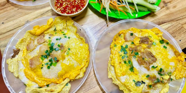 Bánh Ép & Sữa Chua 3 Thị - 30 Triệu Quang Phục