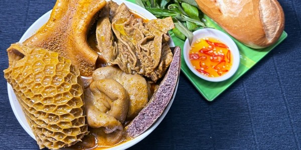 Phá Lấu Bò Dì Lành