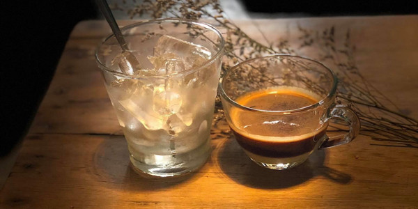 Bụi - Coffee & Trà - Nguyễn Ái Quốc