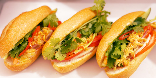 Bánh Mì Sài Gòn - Bánh Mì Ú Đây - Phạm Thái Bường