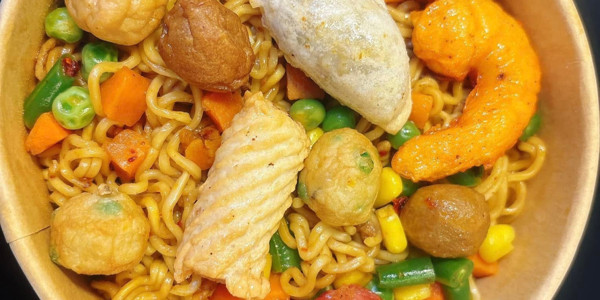 Tiệm Trà Sữa - Ăn Vặt, Cá Viên Chiên & Mỳ Trộn Indomie