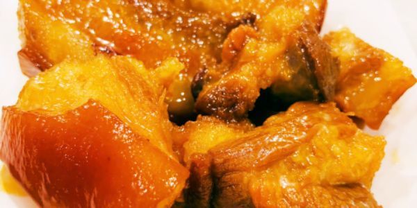 Bánh Mì Thịt Khìa - Út Oanh