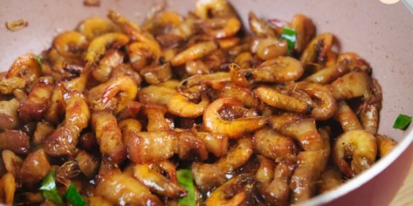 Cơm Nhà 65 - Cô Bắc