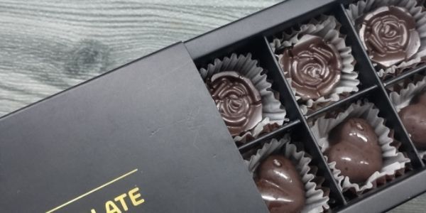 Chocolate & Flower - 57 Đông Giang