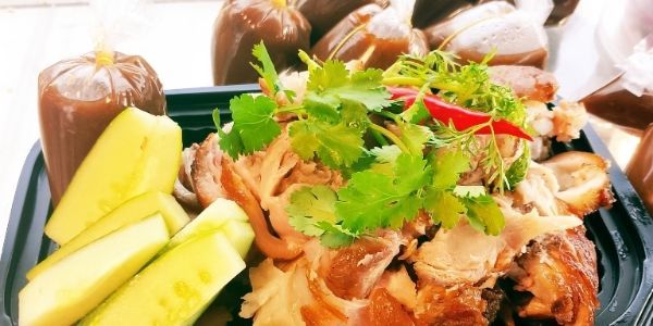 Tiệm Bánh Mì Phá Lấu Truyền Thống - Chòm Sao