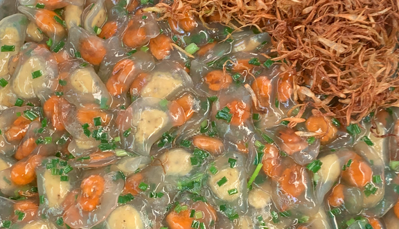 Tiệm Bánh Của Cast - Bánh Bột Lọc - Lương Định Của