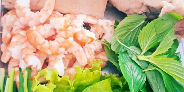 Cô Liên - Gỏi Cuốn & Bánh Tằm Bì - Hồng Phát