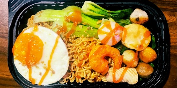 Bánh Bao Bự - Tiệm Trà & Ăn Vặt Cá Viên Chiên - Phạm Ngọc Thảo