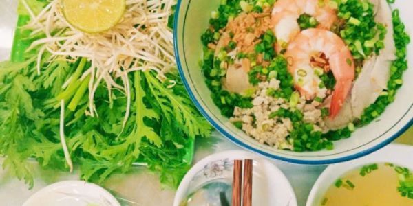 Hủ Tiếu Nam Vang Lam - 52 Tân Cảng