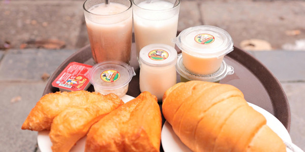 Tiệm Nành Bò - Nguyên Hồng