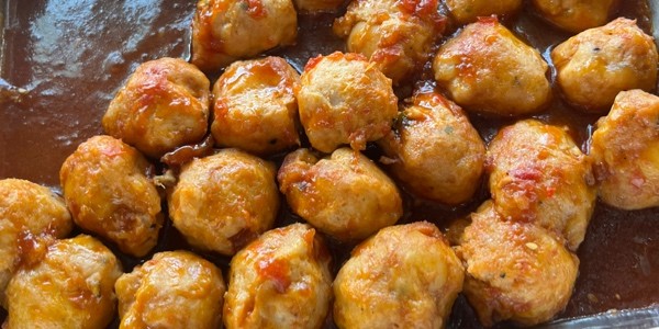 Cơm & Phở - Tuyết