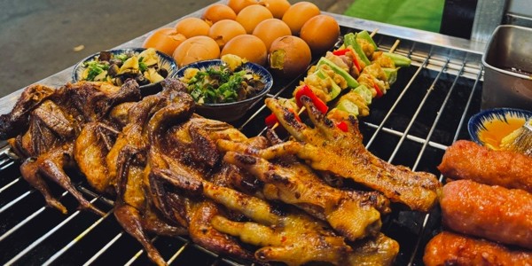 Ăn Vặt Nhà LYN - Khu Phố Đêm Bà Rịa