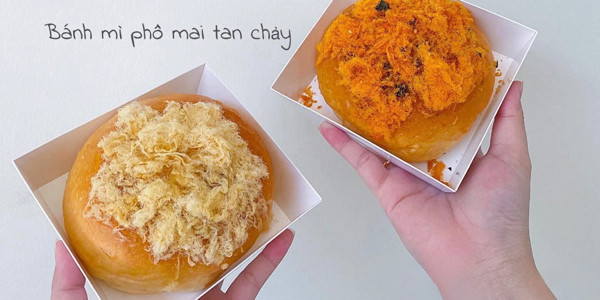 Tiệm Bánh Núp Hẻm