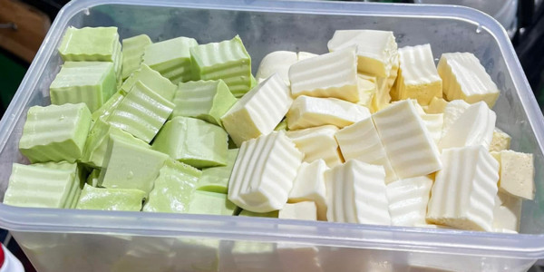 Ăn Vặt Gia Kiệt - Nước Mía Sầu Riêng & Bánh Tráng Sate - Phạm Thị Hy