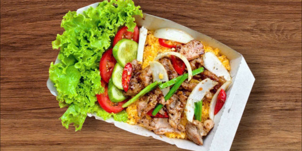 Cơm Calmette - Gà Xối Mỡ & Ba Rọi, Bắp Bò - 92 Hoa Đào