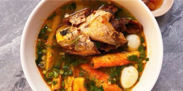 Bánh Canh Cá Lóc Cô Năm Cần Thơ