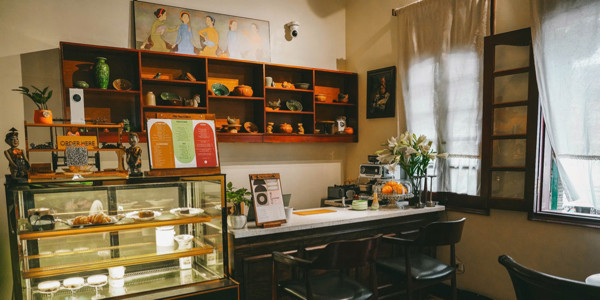 The Vuu Cakes - Võng Thị