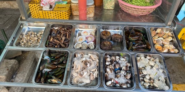 Quán Ốc Nhà - Ốc & Hải Sản - Nguyễn Huệ