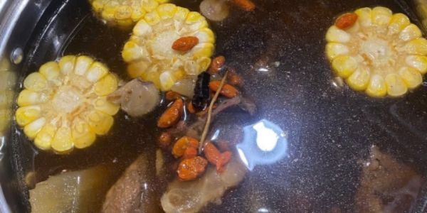 Bò & Gà Ác Thuốc Bắc 168