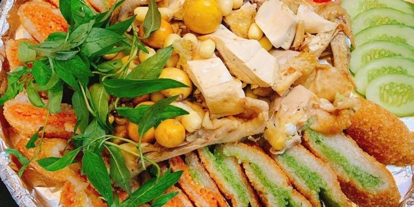 O Thum - Gà Không Lối Thoát & Gà Đốt Lá Chúc - Quận 3