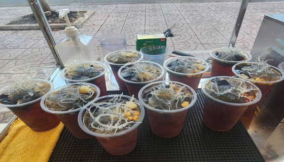 Tiệm Cô 2 Ri - Trà, Nước Mía & Sâm Lạnh - 1 Hùng Vương Nối Dài