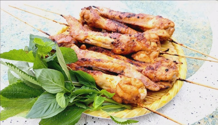 SỤM LÀO - Xôi Sụm & Đồ Nướng Vị Lào