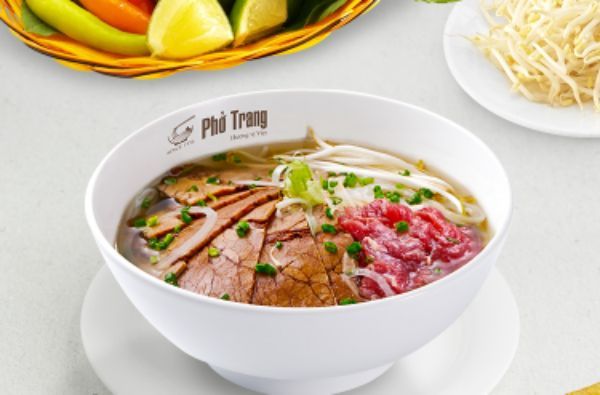 Phở Trang - Trương Văn Bang