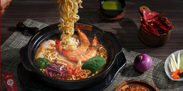 Shin - Mì Cay & Gà Rán Sốt Hàn - Khâm Thiên