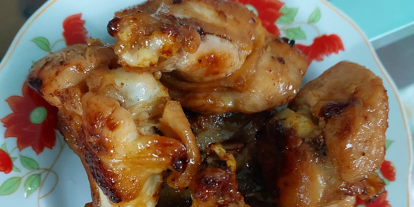 Tiệm Cơm Gà Vợ Nấu - Gà Hấp Hoặc Chiên - Đường Trục