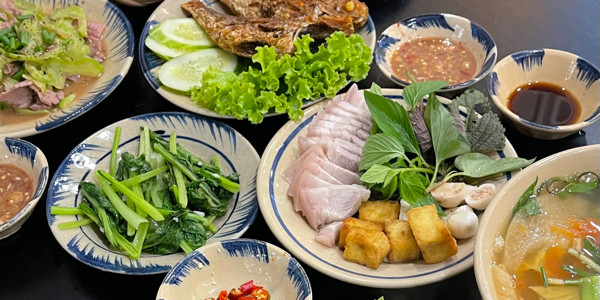 Tiệm CƠM NHÀ - Cơm Văn Phòng