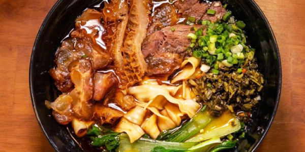 Mì Phá Lấu Mợ Choảnh - Nguyễn Thành Đồng